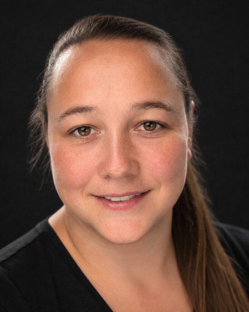 Näher Carolin