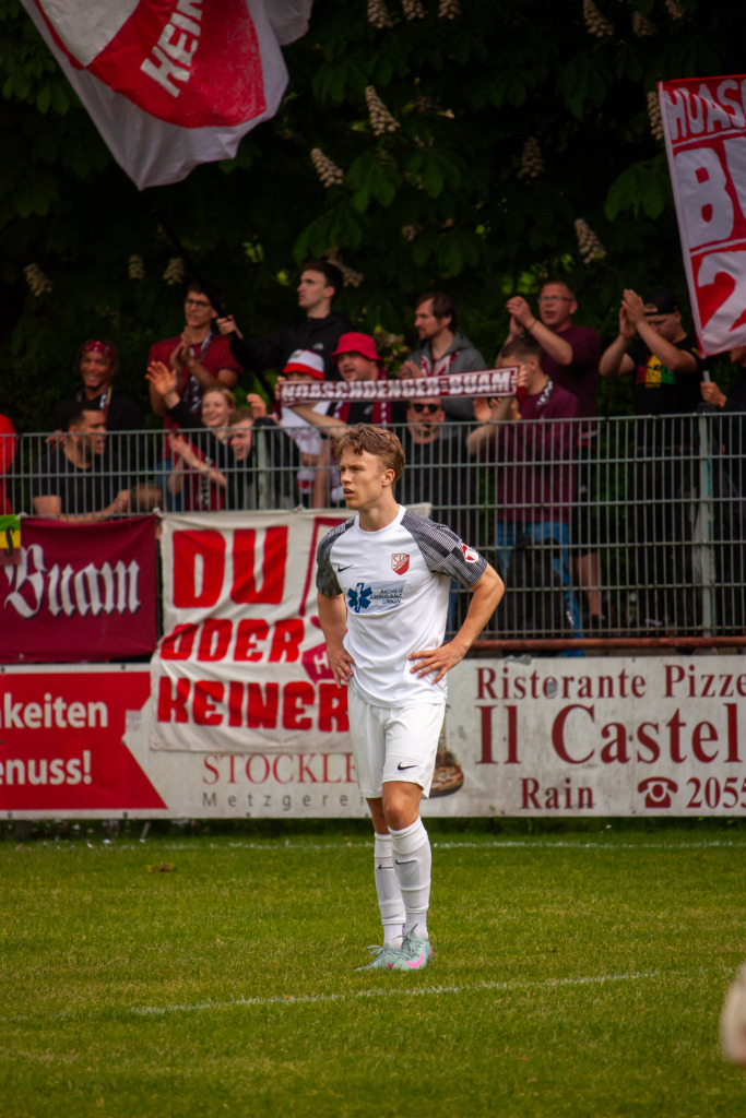 Bayernliga Süd: Torfestival in Rain