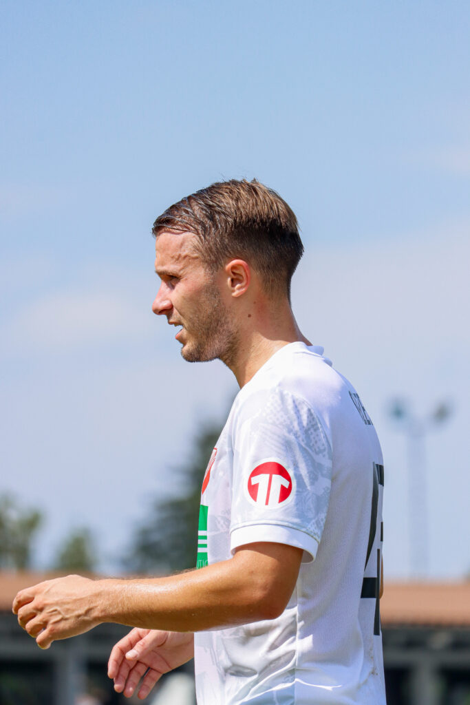 Bayernliga Süd: Zu Gast beim starken Aufsteiger