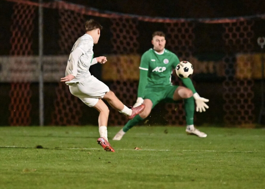 Bayernliga Süd: SVH feiert souveränen Auswärtssieg